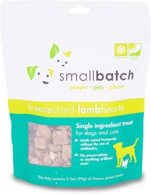 smallbatch Pets Premium Freeze-Dried Lamb Heart Treats for Dogs and Cats, 3.5 oz, Made and Sourced in The USA, Single Ingredient, Humanely Raise Meat, No Preservatives or Anything Artificial Ever