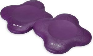 Gaiam Yoga Knee Pads (Set of 2) – Yoga Props and Accessories for Women / Men Cushions Knees and Elbows for Fitness, Travel, Meditation, Kneeling, Balance, Floor, Pilates Purple